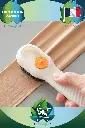 Brosse de Nettoyage de Chaussures Polyvalente avec Distributeur de Liquide (4).webp